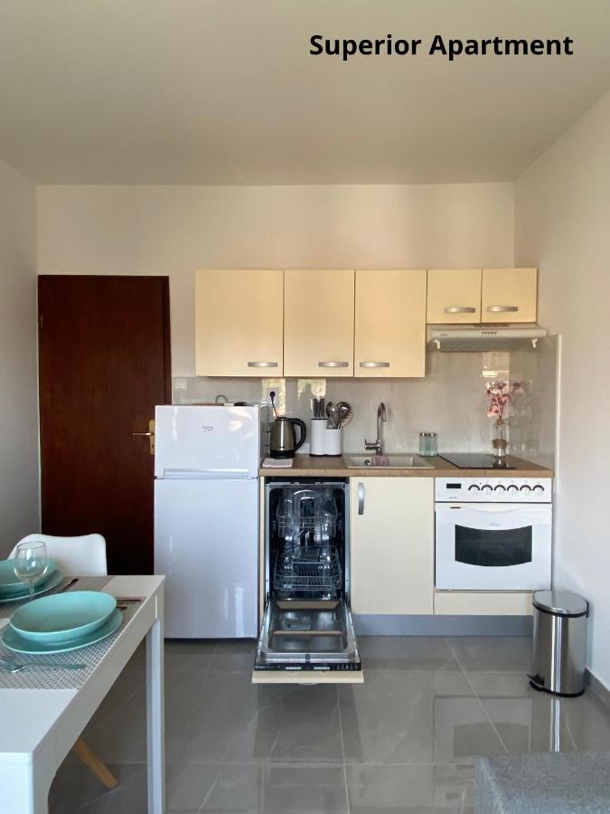 Apartments Zivko Малинська Екстер'єр фото