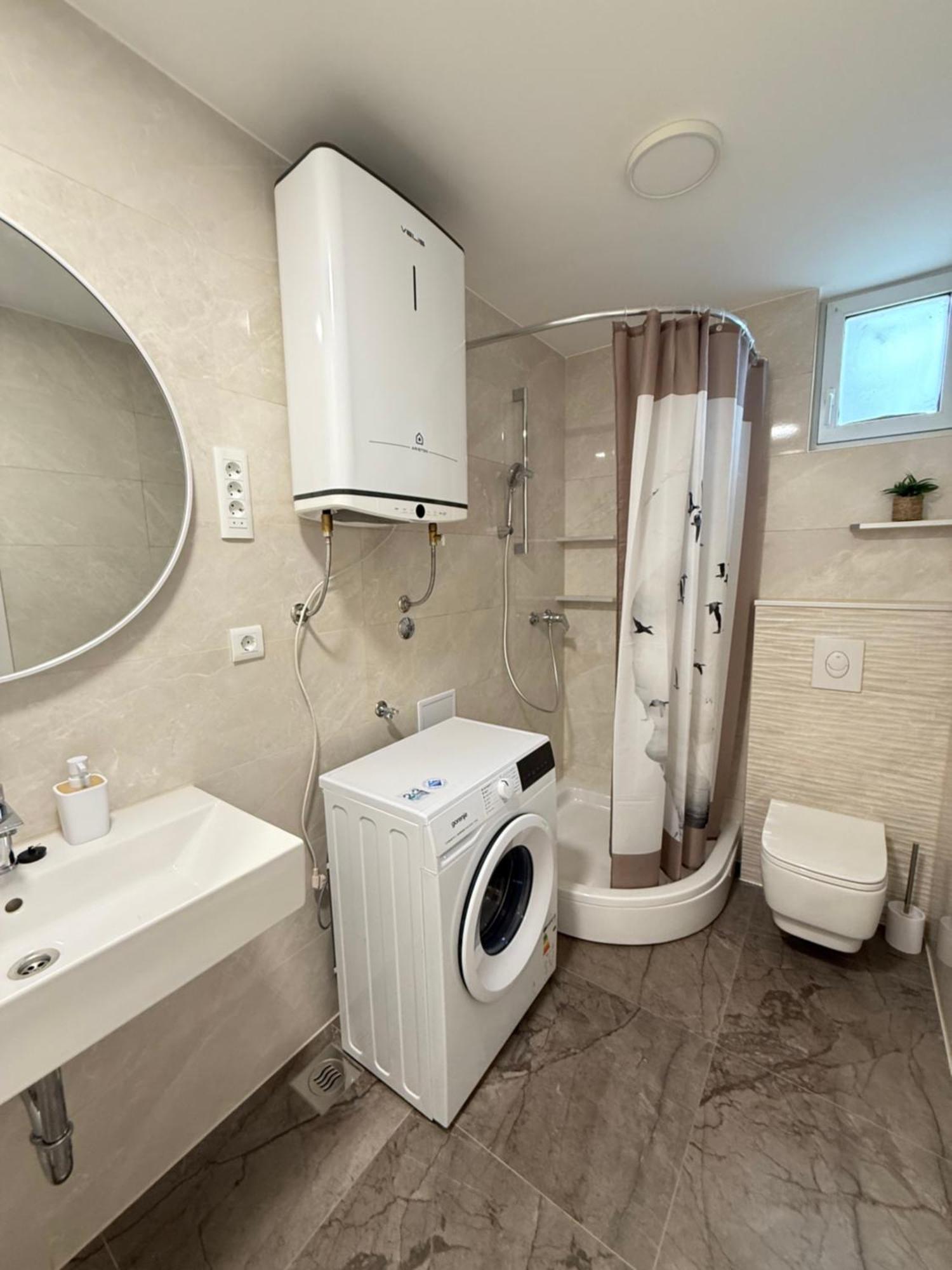 Apartments Zivko Малинська Екстер'єр фото